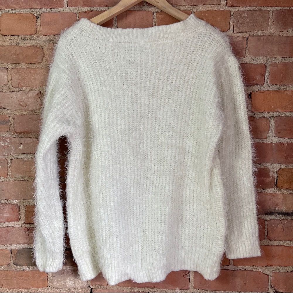 Oversized, Fuzzy Sweater - Picture 5 of 5